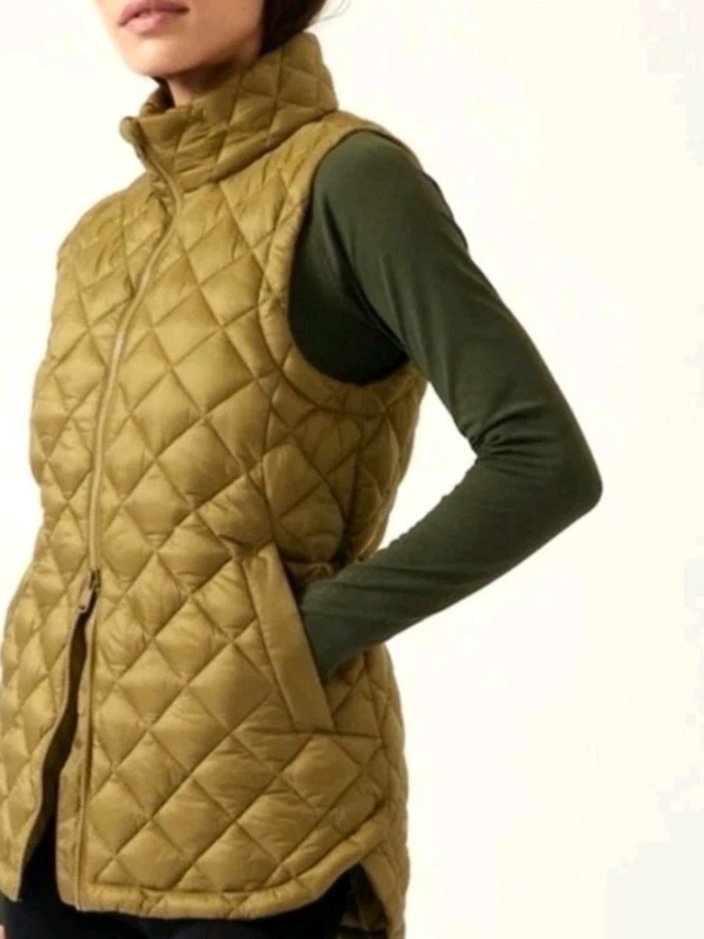 ATHLETA WHISPER FEATHERLESS GREEN QUILTED ZIP FRONT SLEEVELESS PUFFER VEST XXS